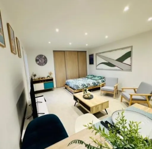 Appartement Joli Dans Nicoise Sur Les Collines